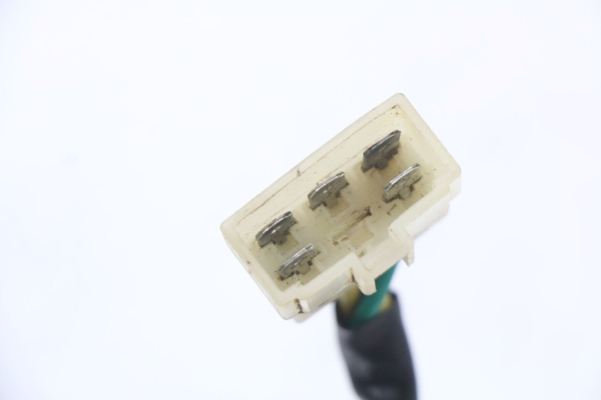 photo de REGULATOR ŁADOWANIA HYTRACK HY S 4X4 410 (2013 - 2016) - Zbliżenie techniczne