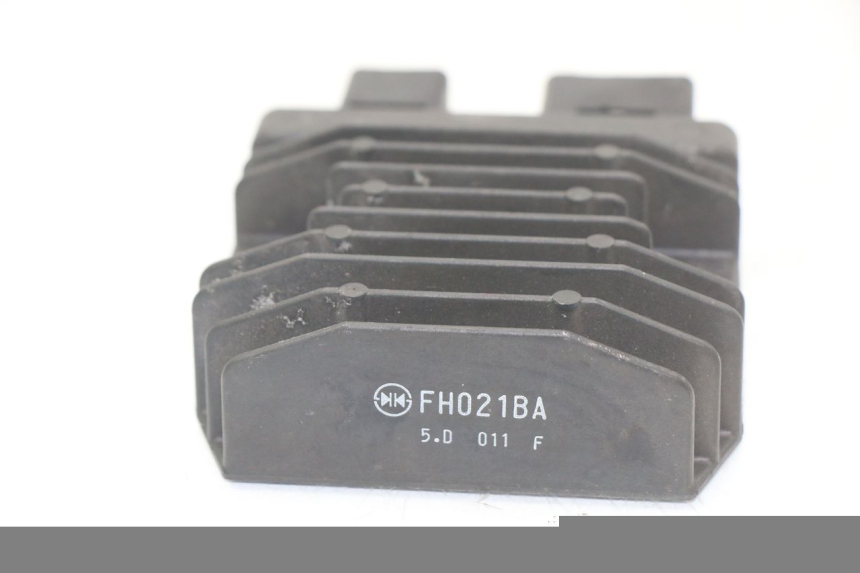 photo de REGULATOR ŁADOWANIA HONDA INTEGRA NC D 750 (2016 - 2018) - Inny kąt widzenia