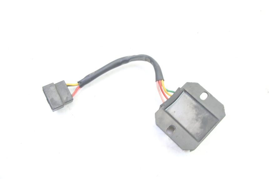 photo de REGULATOR ŁADOWANIA SYM JET 14 4T 50 (2018 - 2022) - Zoom stanu zużycia