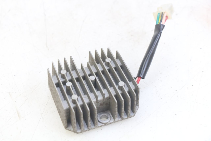 photo de REGULATOR ŁADOWANIA SYM JET SPORT XR 50 (2006 - 2015) - Widok ogólny