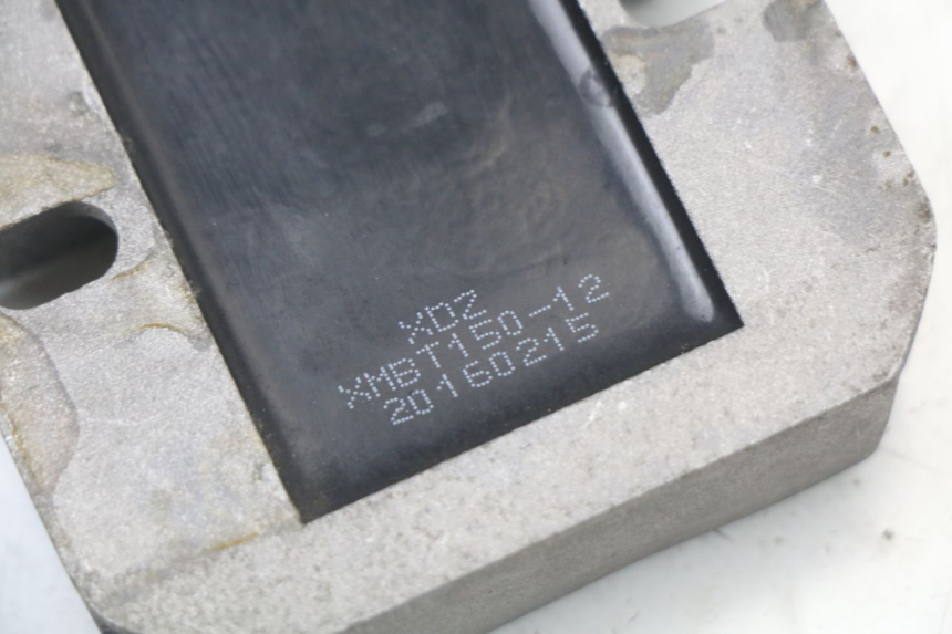 photo de REGULATOR ŁADOWANIA JM MOTORS VX 125 (2022 - 2025) - Zbliżenie techniczne