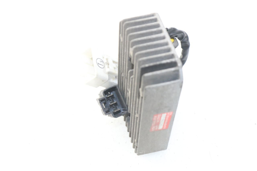 photo de REGULATOR ŁADOWANIA SYM JOYMAX 250 (2013 - 2017) - Szczegół części