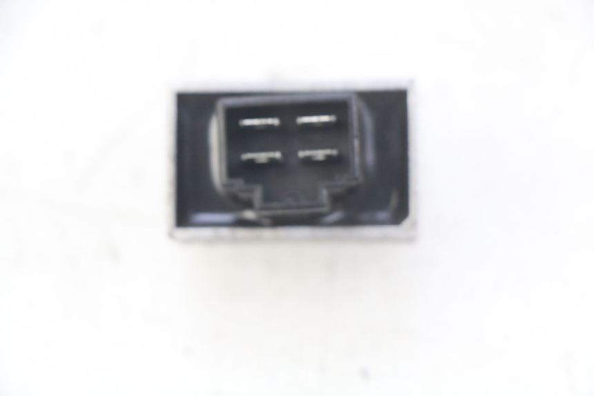 photo de REGULATOR ŁADOWANIA PEUGEOT KISBEE 4T 50 (2010 - 2017) - Szczegół części