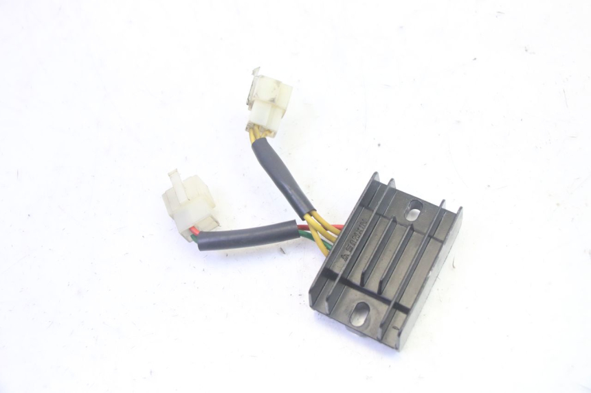 photo de REGULATOR ŁADOWANIA PEUGEOT KISBEE 4T 50 (2018 - 2022) - Widok główny