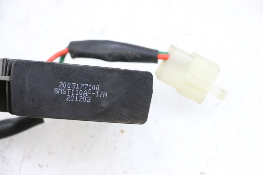 photo de REGULATOR ŁADOWANIA PEUGEOT KISBEE 4T 50 (2018 - 2022) - Zoom stanu zużycia