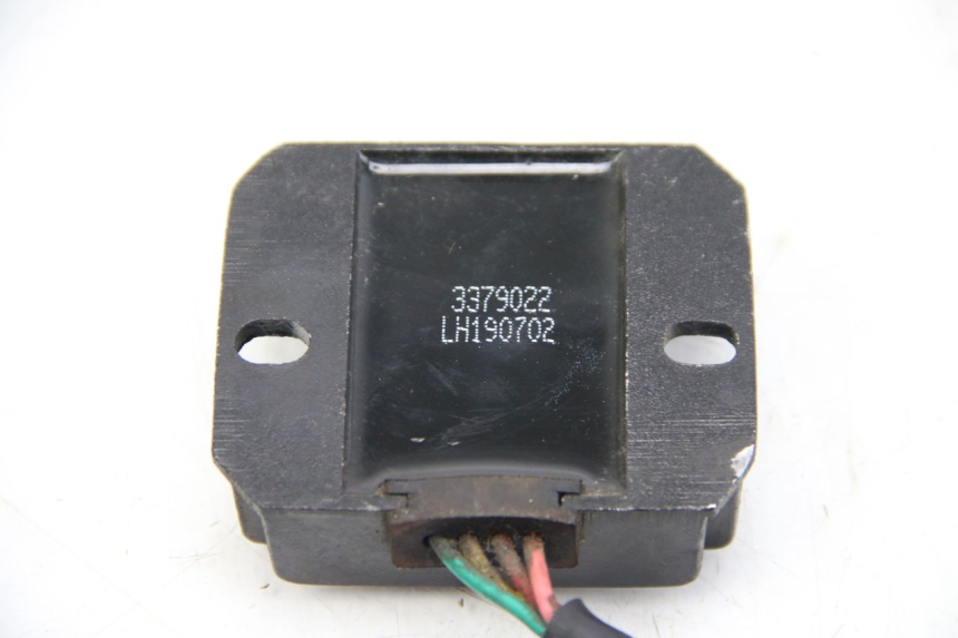 photo de REGULATOR ŁADOWANIA ORCAL KITE 4T 50 (2019 - 2023) - Zoom stanu zużycia
