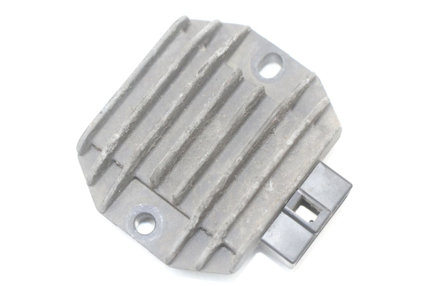 photo de REGULATOR ŁADOWANIA RENAULT KOURANOS 125 (2001 - 2004) - Widok główny