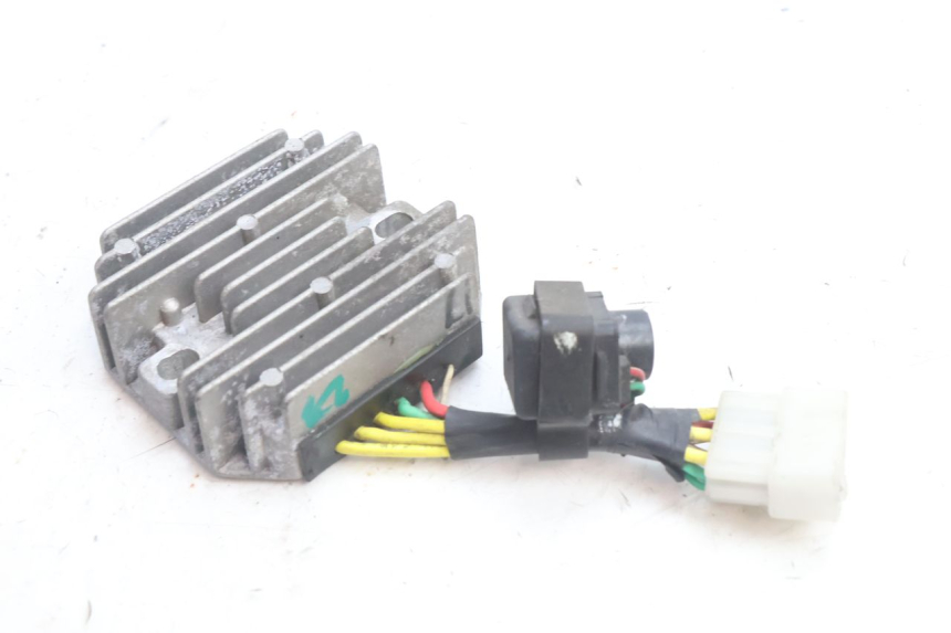 photo de REGULATOR ŁADOWANIA PIAGGIO LIBERTY IGET 4T 50 (2021 - 2025) - Szczegół części