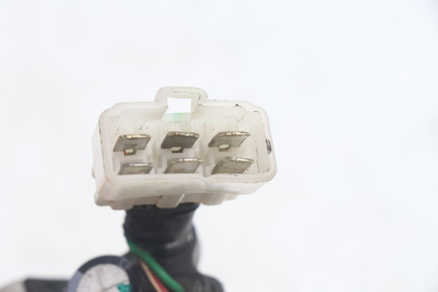 photo de REGULATOR ŁADOWANIA PIAGGIO LIBERTY IGET 4T 50 (2021 - 2025) - Inny kąt widzenia