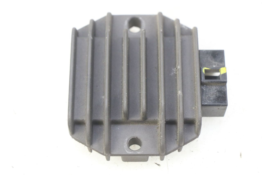 photo de REGULATOR ŁADOWANIA PIAGGIO LIBERTY IGET S 125 (2016 - 2020) - Widok główny