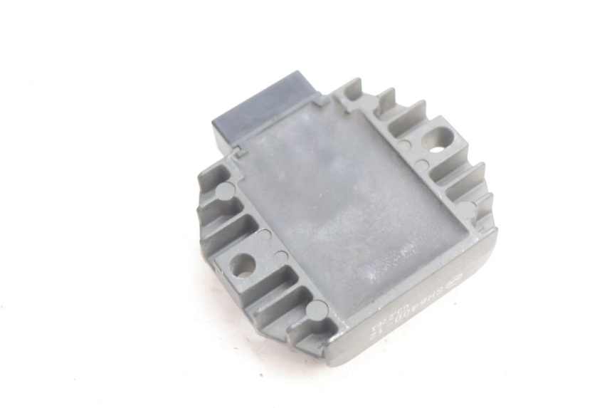 photo de REGULATOR ŁADOWANIA PIAGGIO LIBERTY 125 (1998 - 2008) - Zoom stanu zużycia