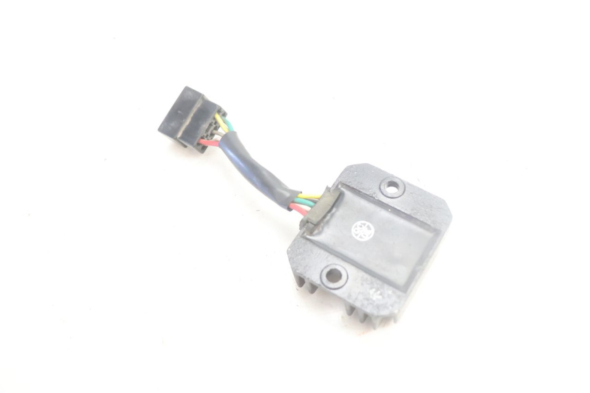 photo de REGULATOR ŁADOWANIA KYMCO LIKE 125 (2009 - 2016) - Inny kąt widzenia