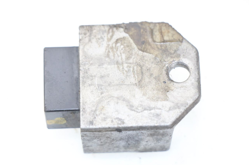 photo de REGULATOR ŁADOWANIA PEUGEOT LUDIX 50 (2005 - 2007) - Szczegół części