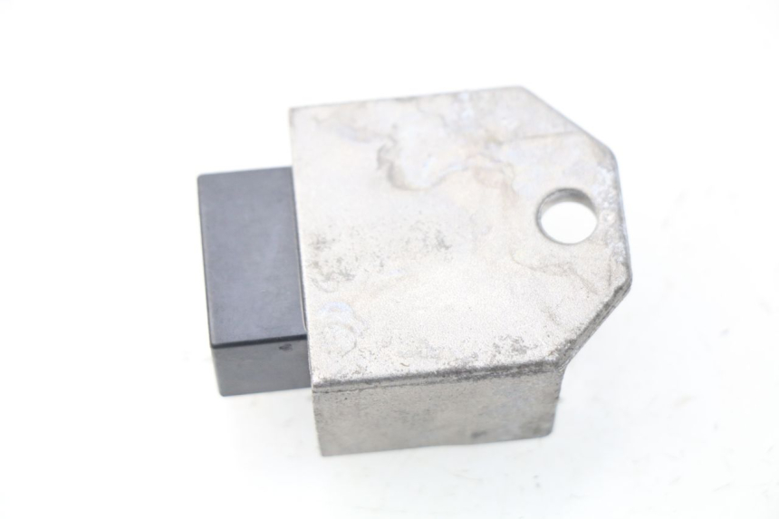 photo de REGULATOR ŁADOWANIA PEUGEOT LUDIX 50 (2005 - 2007) - Szczegół części