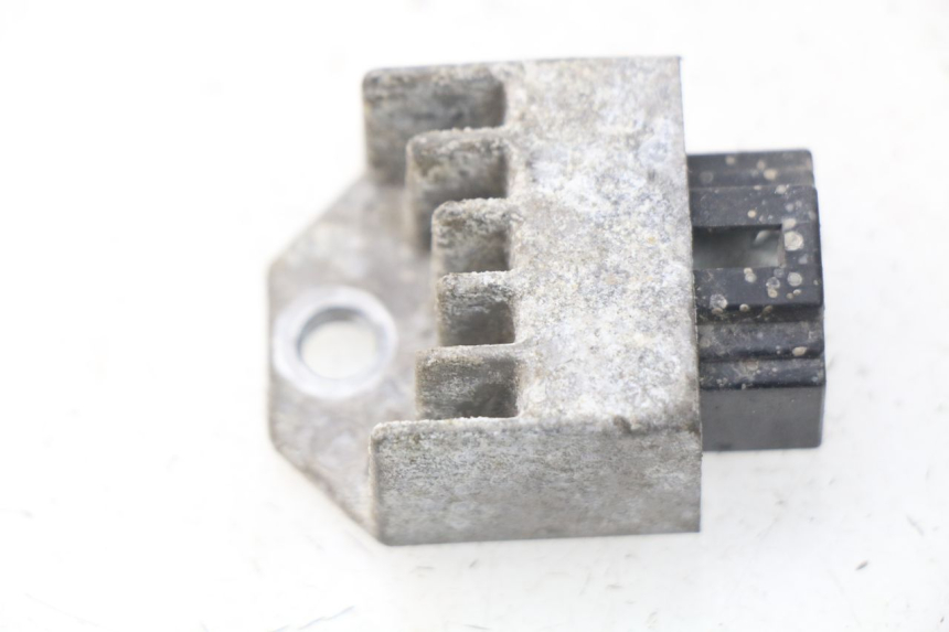 photo de REGULATOR ŁADOWANIA PEUGEOT LUDIX 50 (2008 - 2017) - Widok główny