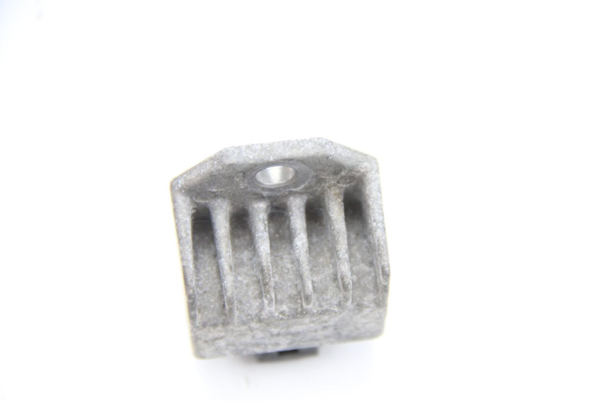 photo de REGULATOR ŁADOWANIA PEUGEOT LUDIX 50 (2008 - 2017) - Inny kąt widzenia