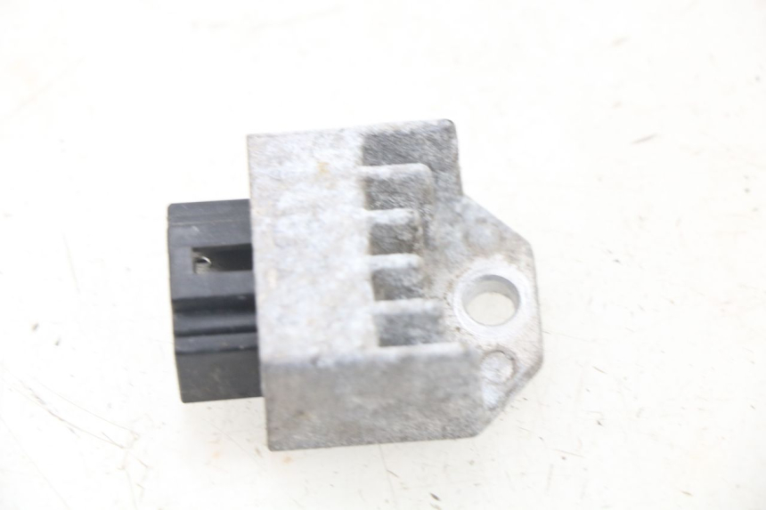 photo de REGULATOR ŁADOWANIA PEUGEOT LUDIX 50 (2008 - 2017) - Widok główny