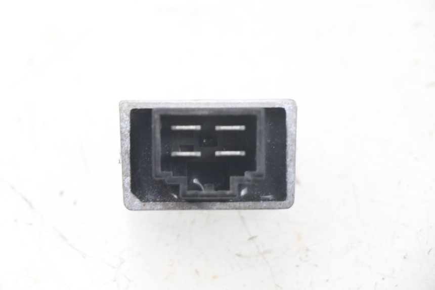 photo de REGULATOR ŁADOWANIA PEUGEOT LUDIX 50 (2008 - 2017) - Inny kąt widzenia