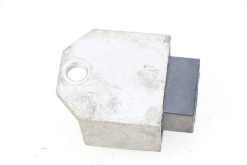 photo de REGULATOR ŁADOWANIA PEUGEOT LUDIX 50 (2008 - 2017) - Inny kąt widzenia