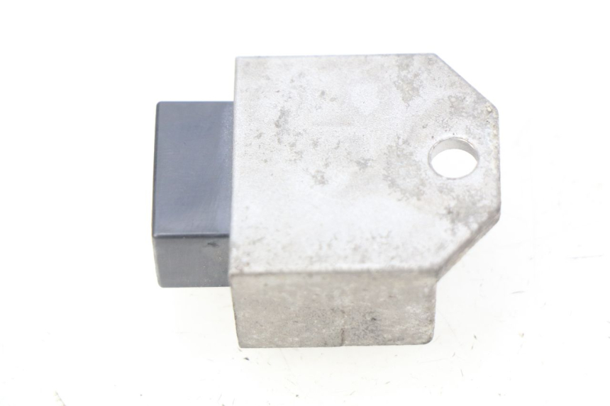 photo de REGULATOR ŁADOWANIA PEUGEOT LUDIX 50 (2005 - 2007) - Szczegół części