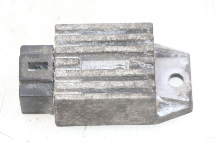 photo de REGULATOR ŁADOWANIA PEUGEOT LUDIX 50 (2005 - 2007) - Widok główny