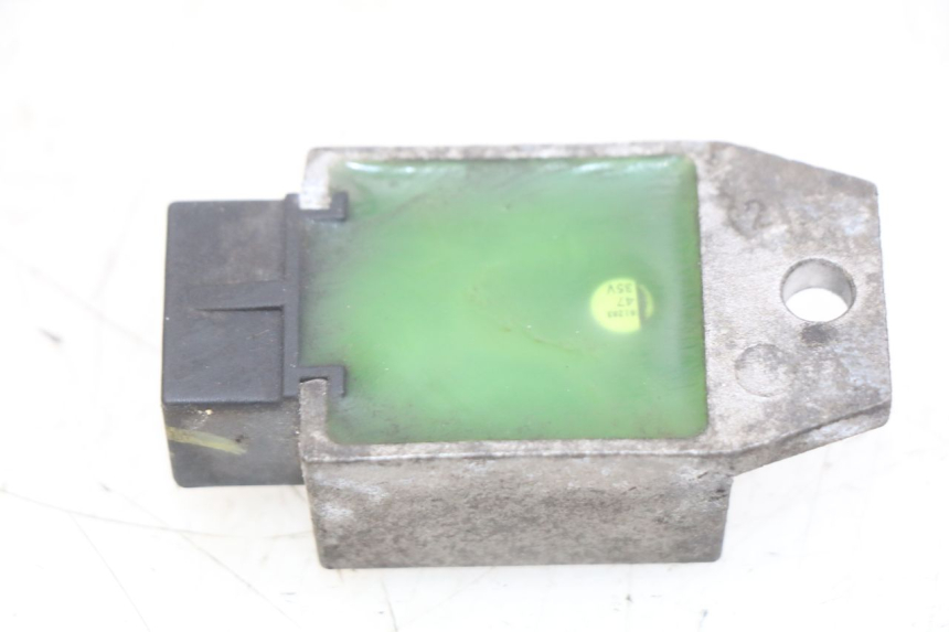 photo de REGULATOR ŁADOWANIA PEUGEOT LUDIX 50 (2005 - 2007) - Szczegół części