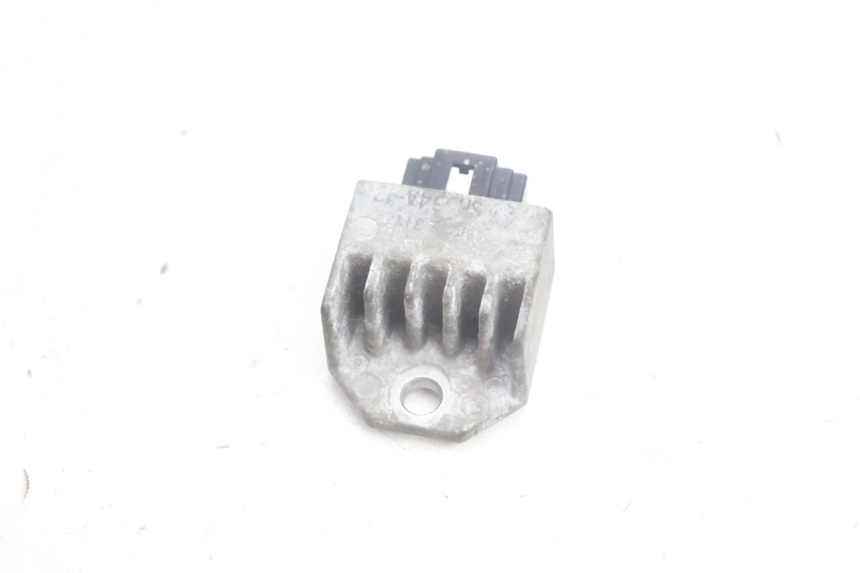 photo de REGULATOR ŁADOWANIA PEUGEOT LUDIX PRO 2T 50 (2010 - 2017) - Szczegół części