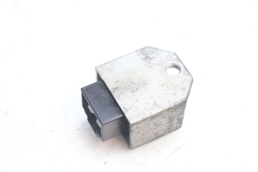 photo de REGULATOR ŁADOWANIA PEUGEOT LUDIX SNAKE 2T 50 (2004 - 2014) - Inny kąt widzenia
