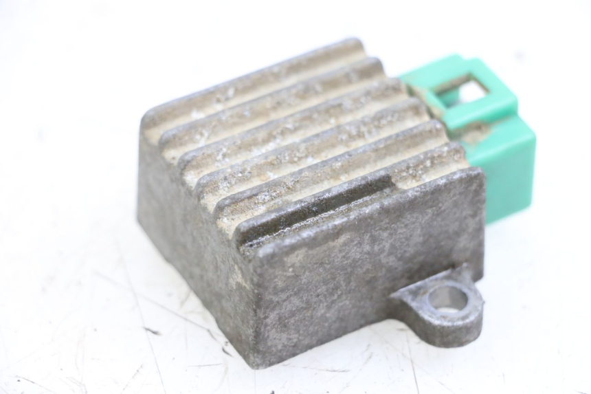 photo de REGULATOR ŁADOWANIA MASAI XL 50 (2012 - 2019) - Zbliżenie techniczne