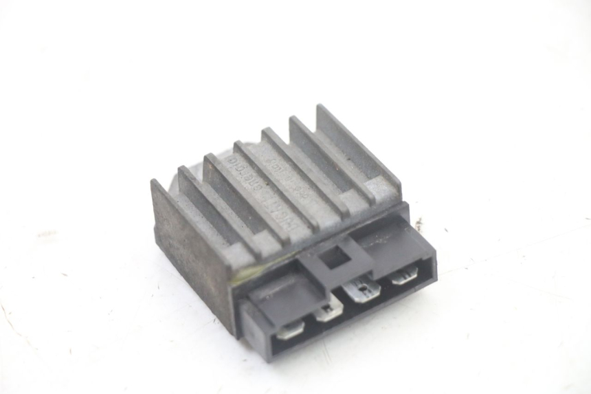 photo de REGULATOR ŁADOWANIA MBK X-LIMIT XLIMIT 50 (2007 - 2012) - Szczegół części