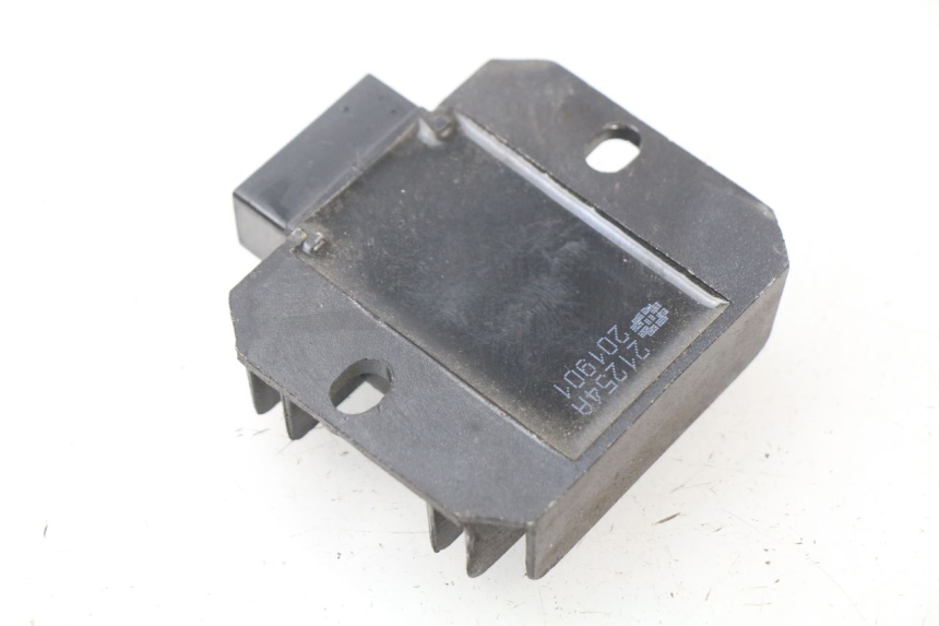 photo de REGULATOR ŁADOWANIA JM MOTORS MIA 50 (2017 - 2020) - Szczegół części