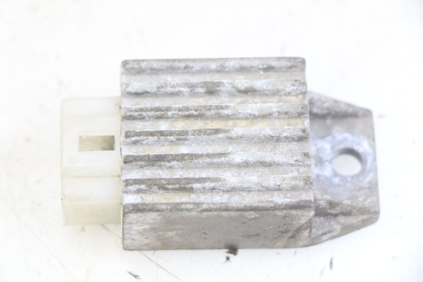 photo de REGULATOR ŁADOWANIA SYM MIO 50 (2011 - 2017) - Widok główny