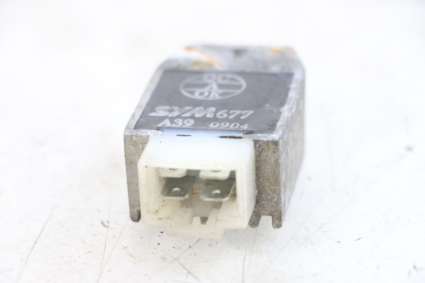 photo de REGULATOR ŁADOWANIA SYM MIO 50 (2005 - 2010) - Szczegół części