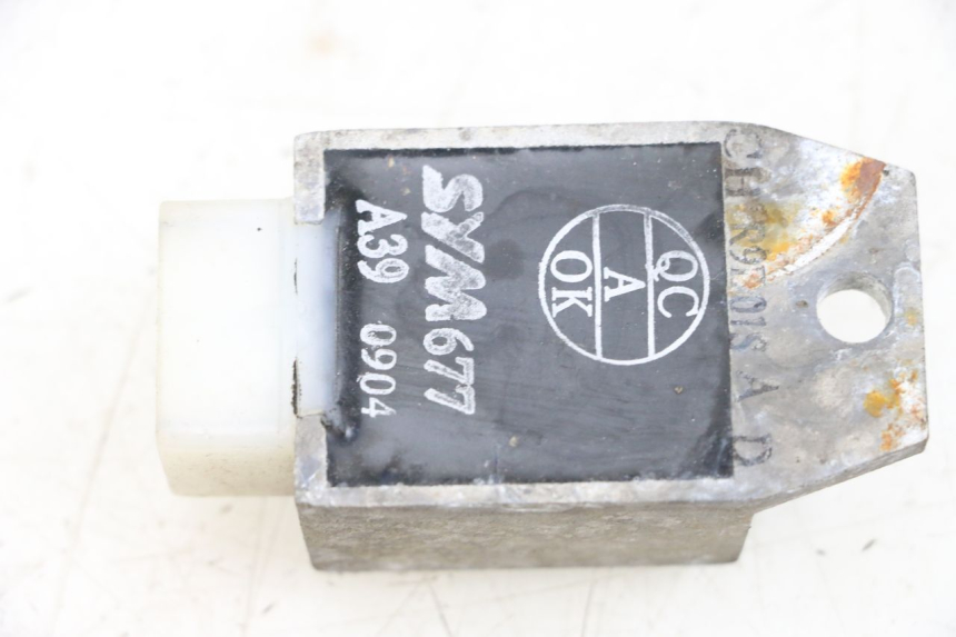 photo de REGULATOR ŁADOWANIA SYM MIO 50 (2005 - 2010) - Zoom stanu zużycia