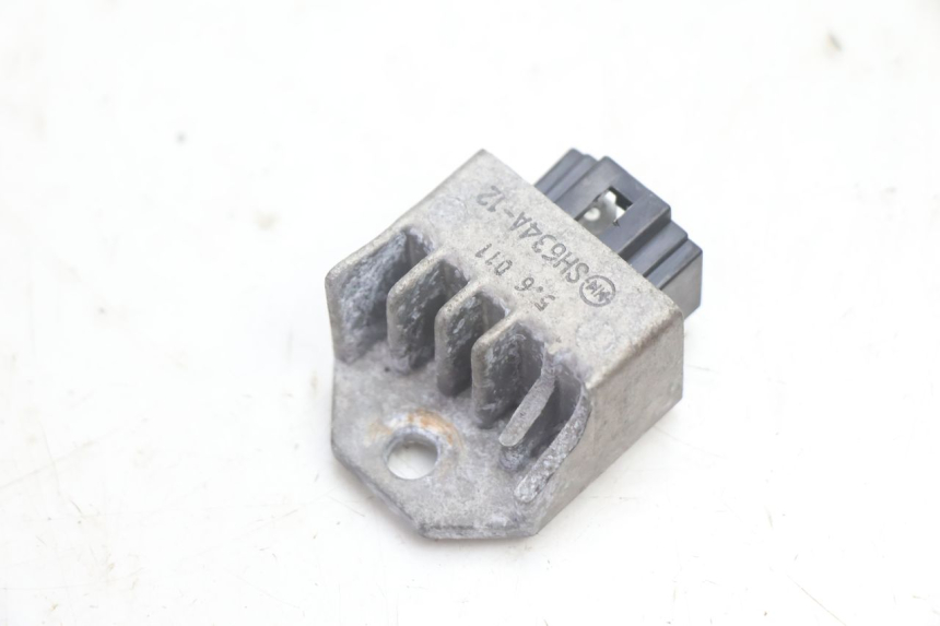photo de REGULATOR ŁADOWANIA SYM MIO 50 (2005 - 2010) - Szczegół części