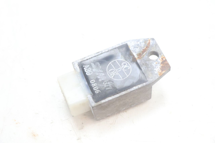 photo de REGULATOR ŁADOWANIA SYM MIO 50 (2005 - 2010) - Inny kąt widzenia