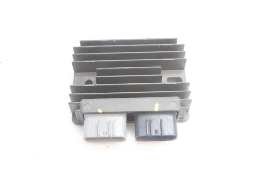 photo de REGULATOR ŁADOWANIA PIAGGIO MP3 HPE 530 (2022 - 2026) - Widok główny