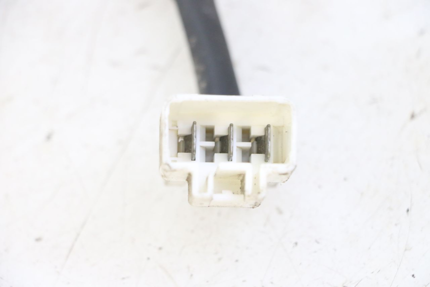 photo de REGULATOR ŁADOWANIA PIAGGIO MP3 LT 300 (2010 - 2016) - Inny kąt widzenia