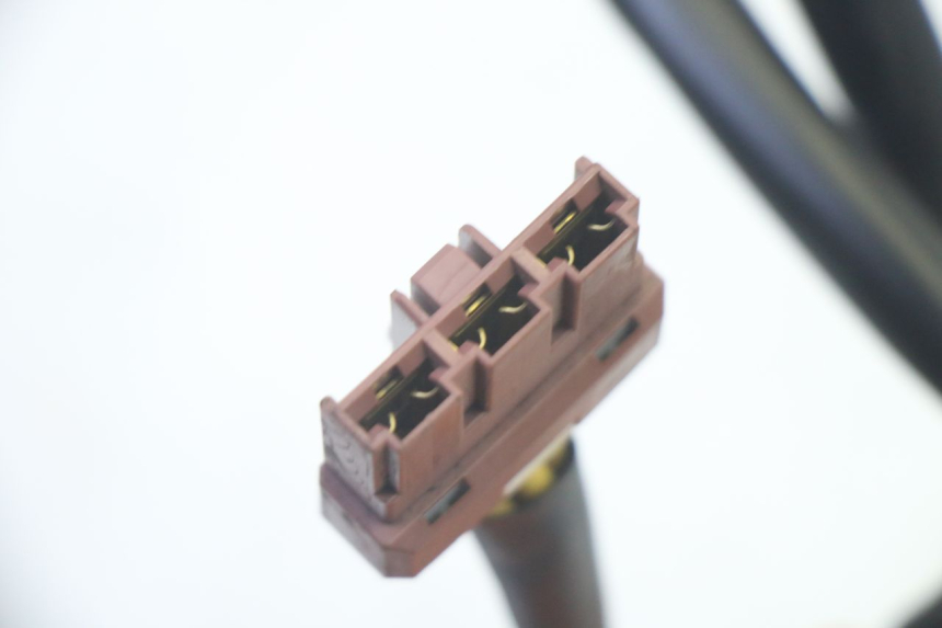 photo de REGULATOR ŁADOWANIA PIAGGIO MP3 LT 400 (2007 - 2012) - Punkty mocowania