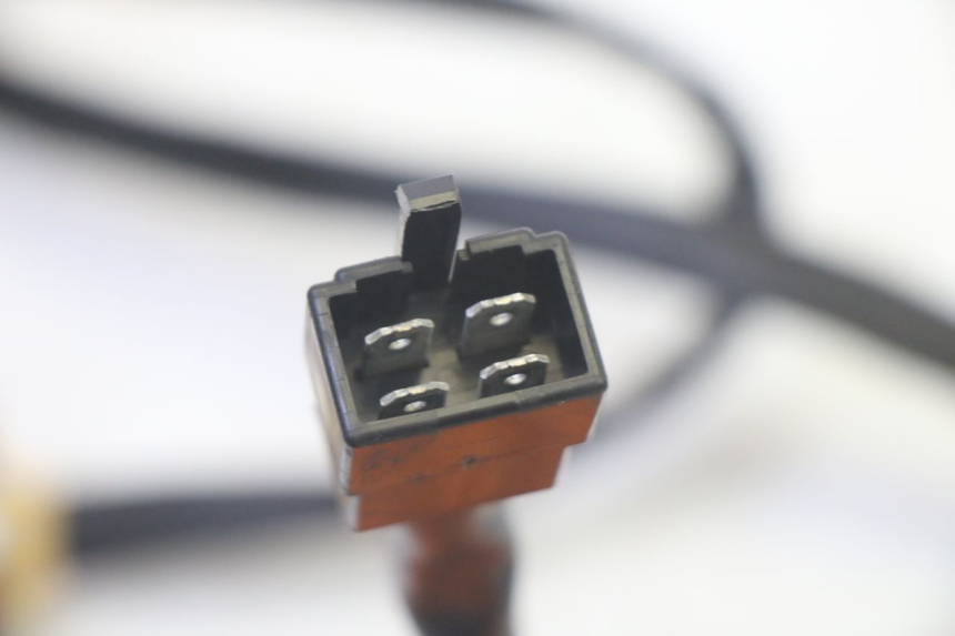 photo de REGULATOR ŁADOWANIA PIAGGIO MP3 LT 400 (2007 - 2012) - Stan powierzchni