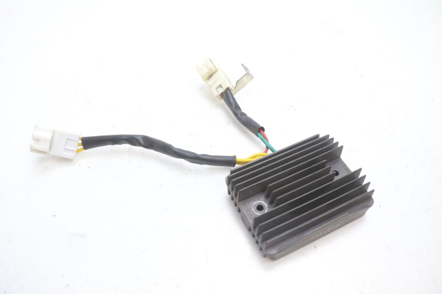 photo de REGULATOR ŁADOWANIA PIAGGIO MP3 LT 300 (2010 - 2016) - Widok główny
