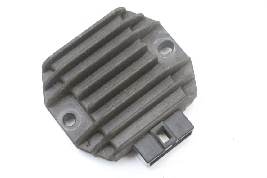 photo de REGULATOR ŁADOWANIA PIAGGIO MP3 125 (2006 - 2014) - Widok główny