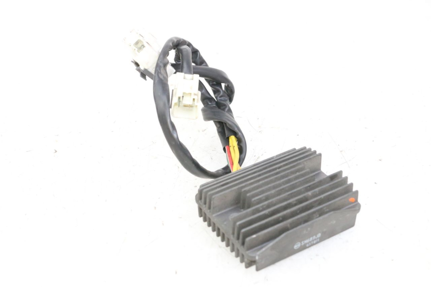 photo de REGULATOR ŁADOWANIA PIAGGIO MP3 500 (2014 - 2017) - Część sprawdzona