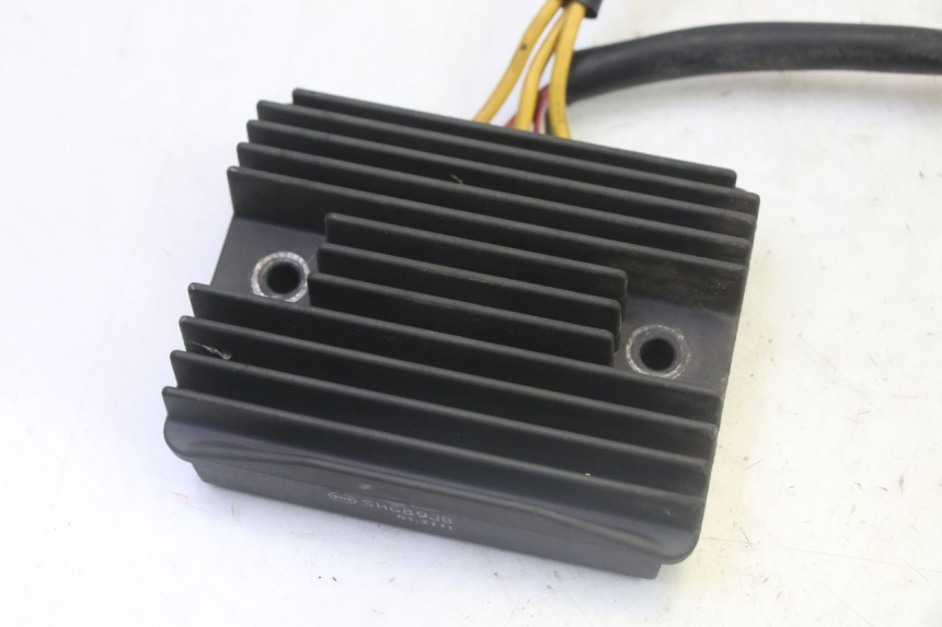 photo de REGULATOR ŁADOWANIA PIAGGIO MP3 500 (2011 - 2015) - Zoom stanu zużycia