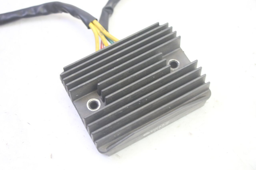 photo de REGULATOR ŁADOWANIA PIAGGIO MP3 500 (2016 - 2018) - Szczegół części