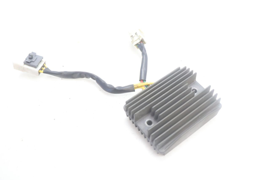 photo de REGULATOR ŁADOWANIA PIAGGIO MP3 500 (2016 - 2018) - Widok główny