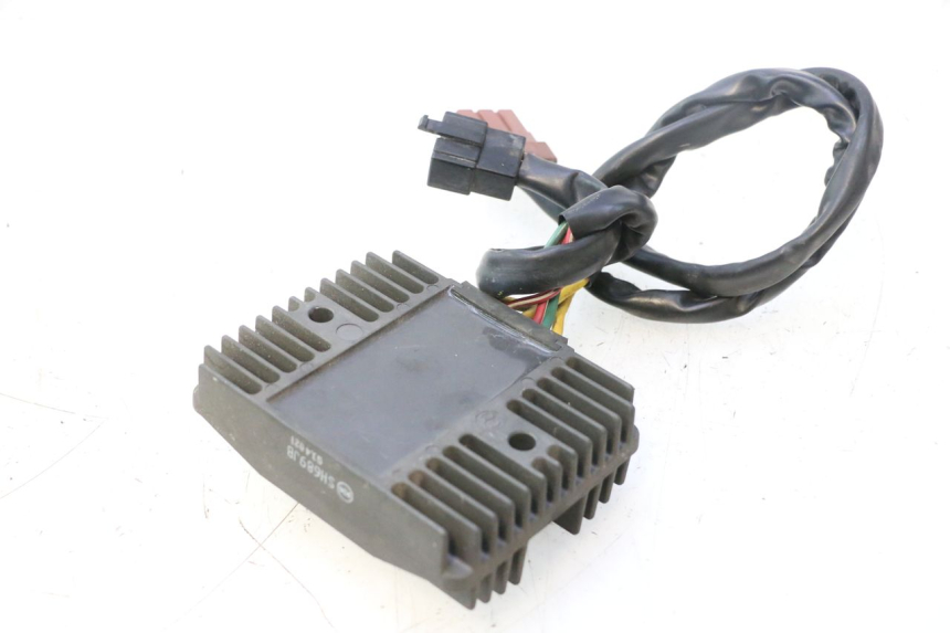 photo de REGULATOR ŁADOWANIA PIAGGIO MP3 500 (2011 - 2015) - Część sprawdzona