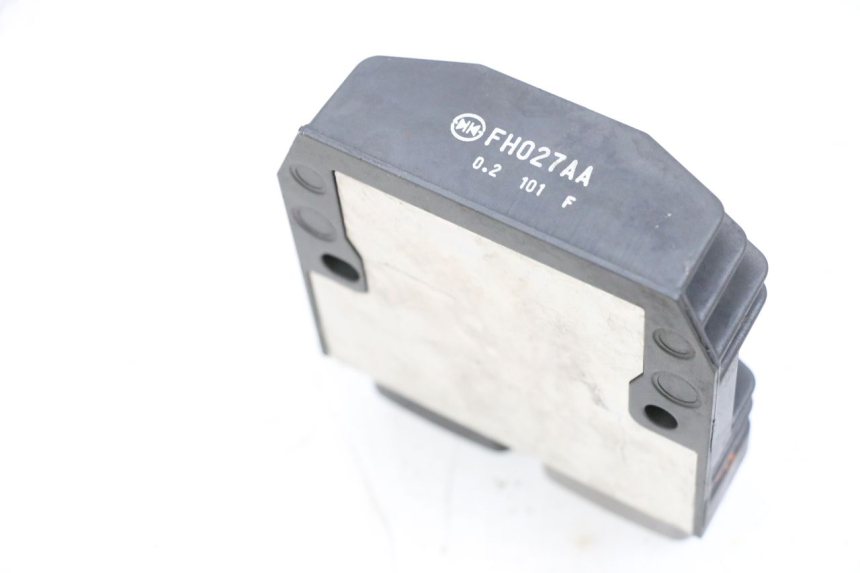 photo de REGULATOR ŁADOWANIA YAMAHA MT-07 MT07 ABS 700 (2018 - 2020) - Szczegół części