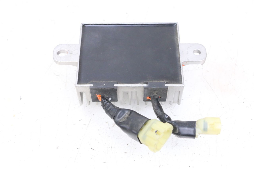 photo de REGULATOR ŁADOWANIA YAMAHA NEO'S CORE 1 (2022 - 2026) - Zbliżenie techniczne
