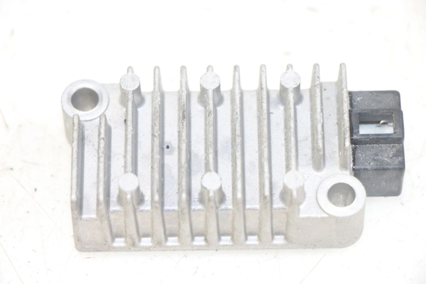 photo de REGULATOR ŁADOWANIA YAMAHA NEOS NEO'S 4T 50 (2008 - 2016) - Widok główny